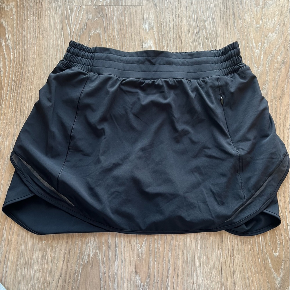 Lululemon Hotty Hot High-Rise Skirt